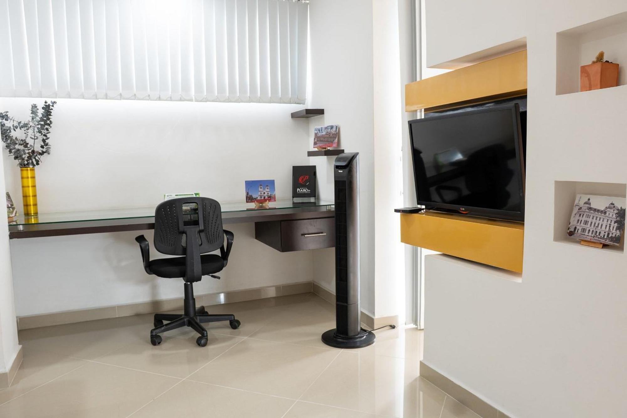 Hotel Piaro In Suites Кали Экстерьер фото